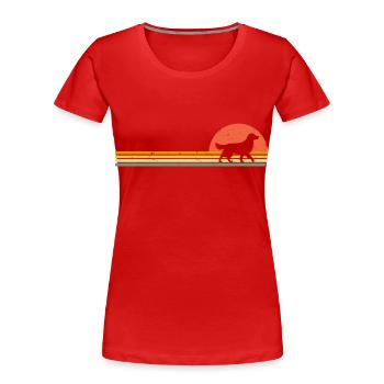 Retro Golden Retriever Vintage Dog Retriever - Women's Premium Organic T-Shirt - red - Front - Mia (176cm)
