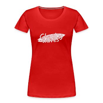 Chasing Waves Wellenreiten surfen Sport - Frauen Premium Bio T-Shirt - Rot - Vorne - Mia (176cm)