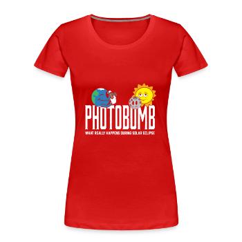 Éclipse solaire totale 2024 Totality Photobomb Sun - T-shirt bio Premium Femme - rouge - Devant - Mia (176cm)