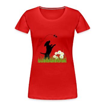 Frühlingsdesign - Hund, Wiese und Marienkäfer - Frauen Premium Bio T-Shirt - Rot - Vorne - Mia (176cm)