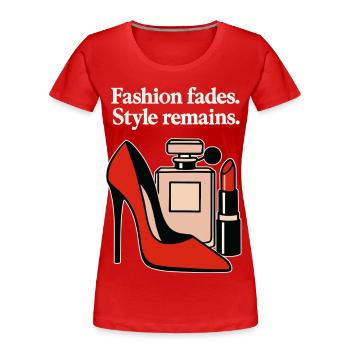 La mode s’estompe. Le style demeure. - Talon haut élégant - T-shirt bio Premium Femme - rouge - Devant - Mia (176cm)