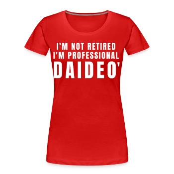 Daideo. Daideo Geschenk - Frauen Premium Bio T-Shirt - Rot - Vorne - Mia (176cm)