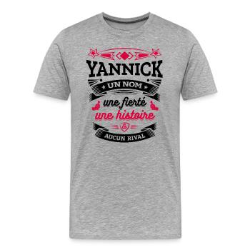 YANNICK UN NOM UNE FIERTÉ AUCUN RIVAL - T-shirt bio Premium Homme - gris chiné - Devant - Damien (186cm)