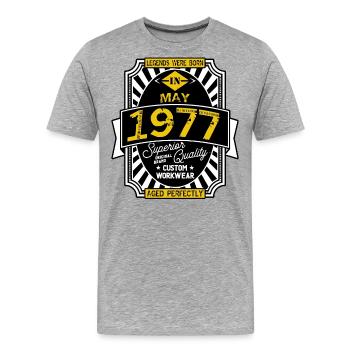 1977 MAY - Men's Premium Organic T-Shirt - heather grey - Front - Damien (186cm)