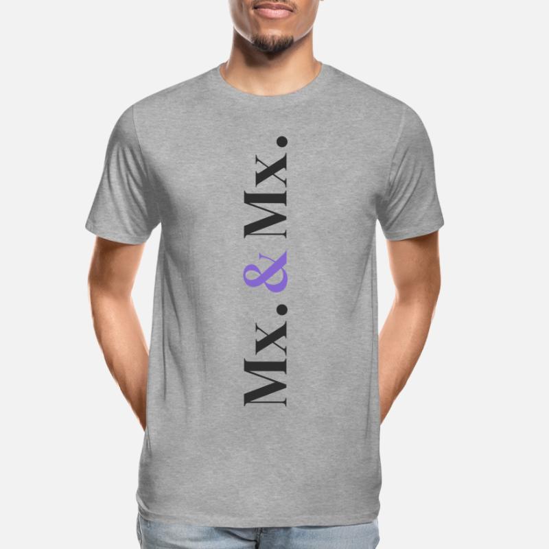 Mx. and Mx. Wedding Design in Vertical Type Stack  Männer Premium Bio T-Shirt