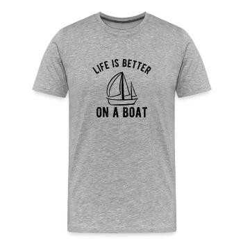 BATEAU: La vie est meilleure sur un bateau - T-shirt bio Premium Homme - gris chiné - Devant - Damien (186cm)