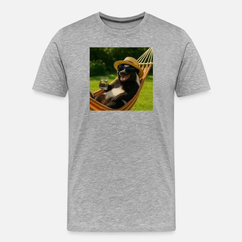 Stinktier beim chillen - Männer Premium Bio T-Shirt - Grau meliert