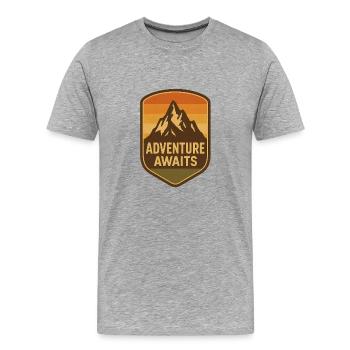 Design des Bergabenteuer-Abzeichens - Männer Premium Bio T-Shirt - Grau meliert - Vorne - Damien (186cm)
