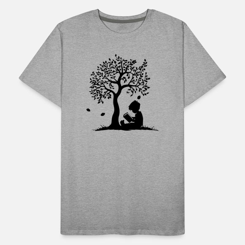 Kind liest unter Baum Männer Premium Bio T-Shirt