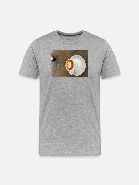 Heart Latte Art on Wood - Men's Premium Organic T-Shirt - heather grey