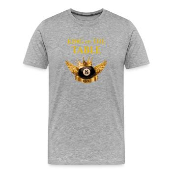 Roi du billard – Le design Royal 8 Ball - T-shirt bio Premium Homme - gris chiné - Devant - Damien (186cm)