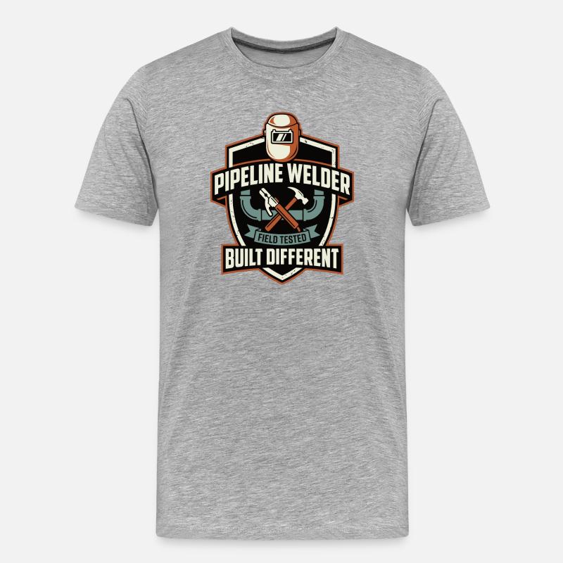Pipeline Welder Motiv Built Different - Männer Premium Bio T-Shirt - Grau meliert