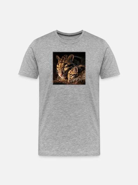 Clouded leopard with cub Loving wildcats - Men's Premium Organic T-Shirt - heather grey