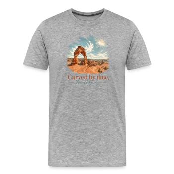 Sculpté par le parc national Time Desert Arches - T-shirt bio Premium Homme - gris chiné - Devant - Damien (186cm)