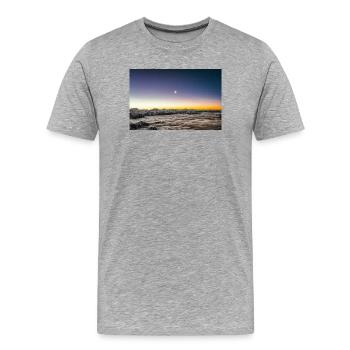 Moonrise Above A Sea Of Clouds At Dawn - Men's Premium Organic T-Shirt - heather grey - Front - Damien (186cm)