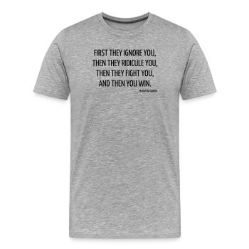 Citation / Philosophie / Pensée / Bonheur / Joie - T-shirt bio Premium Homme - gris chiné - Devant - Damien (186cm)