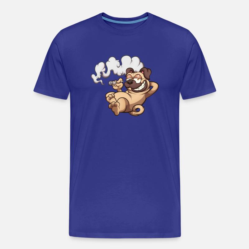 Mops raucht einen Joint - Männer Premium Bio T-Shirt - Königsblau