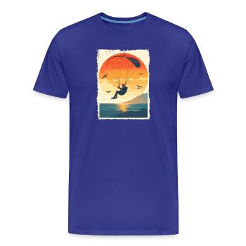Evening atmosphere with paraglider over water - Men's Premium Organic T-Shirt - royal blue - Front - Damien (186cm)