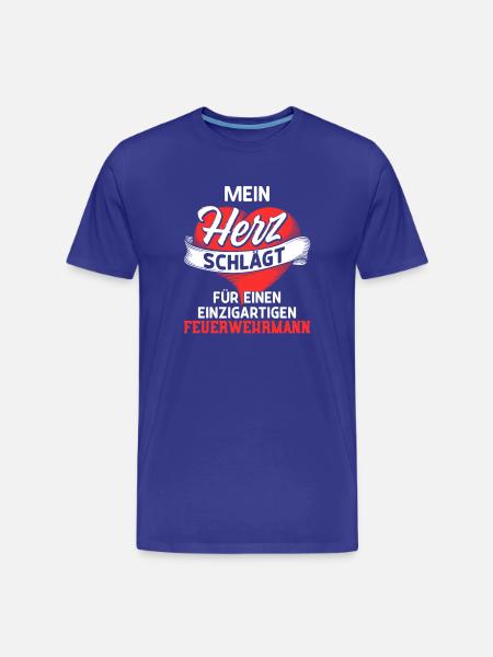 Heart beats for a firefighter - Men's Premium Organic T-Shirt - royal blue