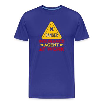 Agent d’assurance au travail, courtier drôle d’assurance - T-shirt bio Premium Homme - bleu roi - Devant - Damien (186cm)