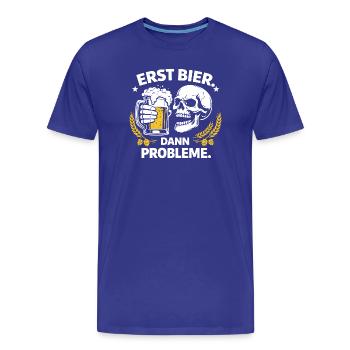 Première bière. Puis les problèmes. – Chemise en forme de bière de crâne - T-shirt bio Premium Homme - bleu roi - Devant - Damien (186cm)