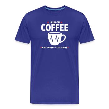 Humour Infirmier Café et Signes Vitaux Patients - T-shirt bio Premium Homme - bleu roi - Devant - Damien (186cm)