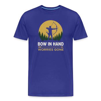Bow in Hand - Retro Bogenschießen - Männer Premium Bio T-Shirt - Königsblau - Vorne - Damien (186cm)