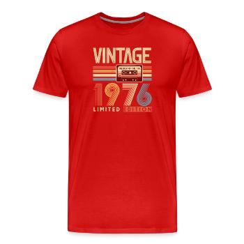 50 Year Anniversary, Vintage 1976 - Men's Premium Organic T-Shirt - red - Front - Damien (186cm)