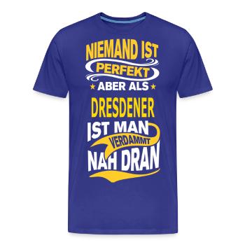 DRESDENER - Männer Premium Bio T-Shirt - Königsblau - Vorne - Damien (186cm)