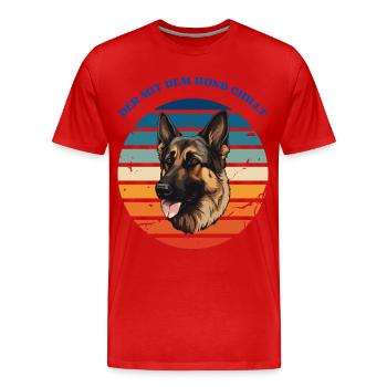 Der mit dem schäferhund chillt - Männer Premium Bio T-Shirt - Rot - Vorne - Damien (186cm)