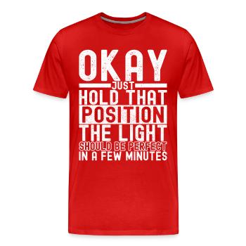 Photographer Photography - Men's Premium Organic T-Shirt - red - Front - Damien (186cm)