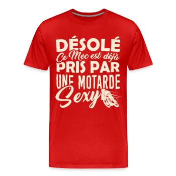 Nom T-shirt Moto - Pris par une Motarde Sexy - T-shirt bio Premium Homme - rouge - Devant - Damien (186cm)