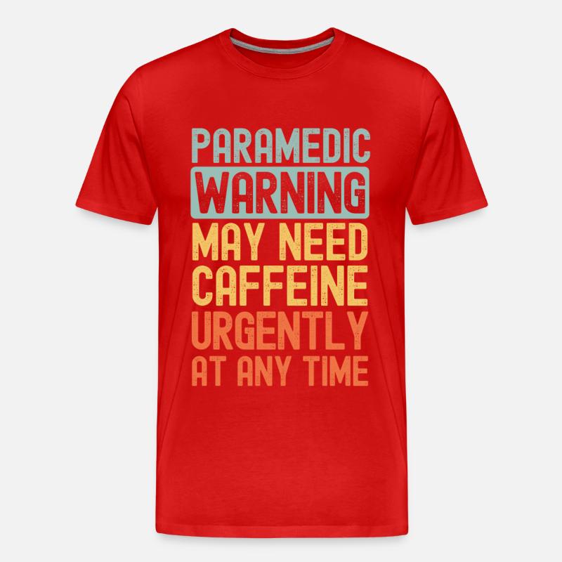 Sanitäter braucht dringend Kaffee - Männer Premium Bio T-Shirt - Rot