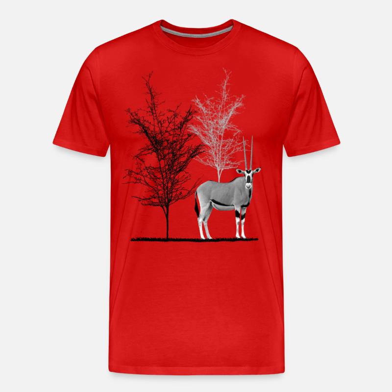 Oryx mit Bäume - Antilope in Afrika - Männer Premium Bio T-Shirt - Rot