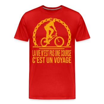 cycliste citation – La vie n’est pas une course - T-shirt bio Premium Homme - rouge - Devant - Damien (186cm)