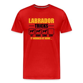 Astuces du Labrador - T-shirt bio Premium Homme - rouge - Devant - Damien (186cm)