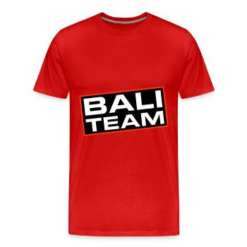L’équipe de Bali - T-shirt bio Premium Homme - rouge - Devant - Damien (186cm)