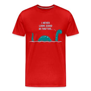 Nessie / Illustration - Men's Premium Organic T-Shirt - red - Front - Damien (186cm)