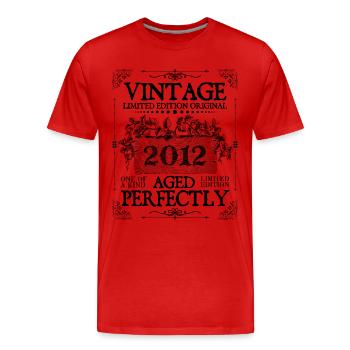 2012 | Vintage Aged Perfectly since 2012 birthday - Men's Premium Organic T-Shirt - red - Front - Damien (186cm)