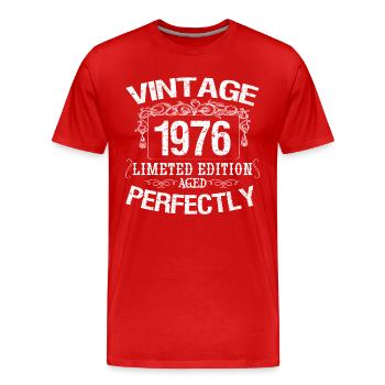 1976 Limited Edition | Vintage 1976 aged perfectly - Men's Premium Organic T-Shirt - red - Front - Damien (186cm)
