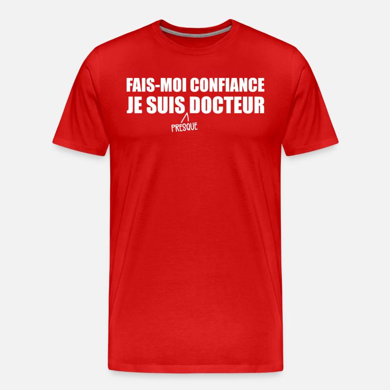 Ich bin fast ein Arzt - Männer Premium Bio T-Shirt - Rot