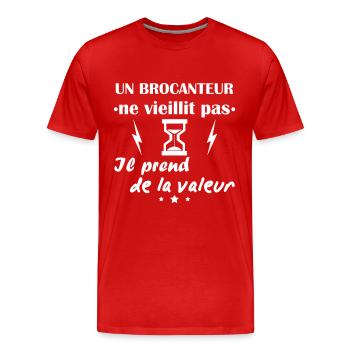Brocanteur ne vieillit pas, cadeau anniversaire - T-shirt bio Premium Homme - rouge - Devant - Damien (186cm)