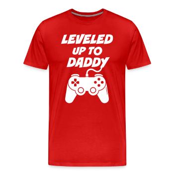 Leveled up to Daddy - Men's Premium Organic T-Shirt - red - Front - Damien (186cm)