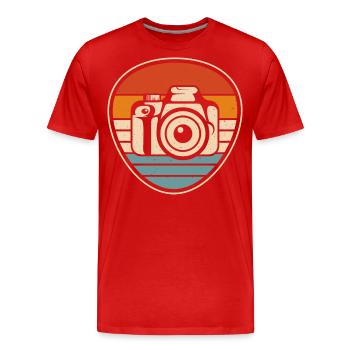 Photographer - Men's Premium Organic T-Shirt - red - Front - Damien (186cm)