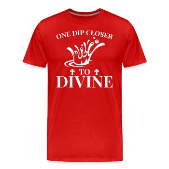Une immersion au plus près du divin baptisé - T-shirt bio Premium Homme - rouge - Devant - Damien (186cm)