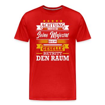 Achtung Seine Majestät Der Geselle Abschluss - Männer Premium Bio T-Shirt - Rot - Vorne - Damien (186cm)