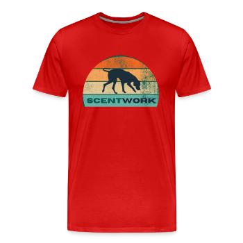 Ich trainiere SCENTWORK - Sonne - Männer Premium Bio T-Shirt - Rot - Vorne - Damien (186cm)