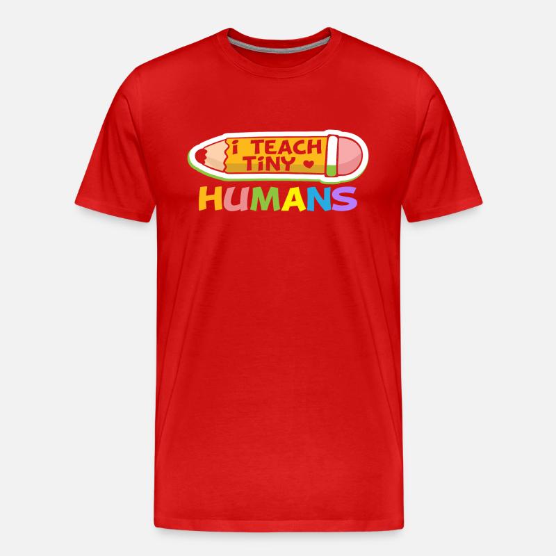 I teach tiny Humans - Männer Premium Bio T-Shirt - Rot