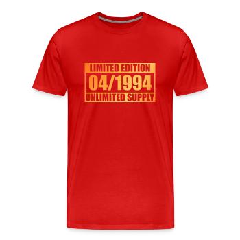 Édition limitée 30e anniversaire - ꝏ Approvisionnement 04/1994 - T-shirt bio Premium Homme - rouge - Devant - Damien (186cm)