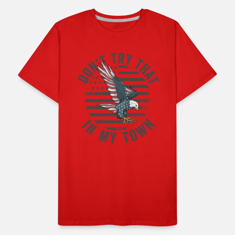 Versuchen Sie das in einer Kleinstadt American Flag Eagle Männer Premium Bio T-Shirt